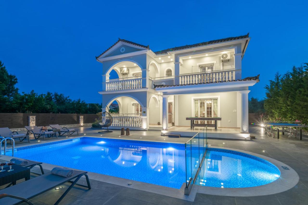 Villa Luxury Vanato & Pool